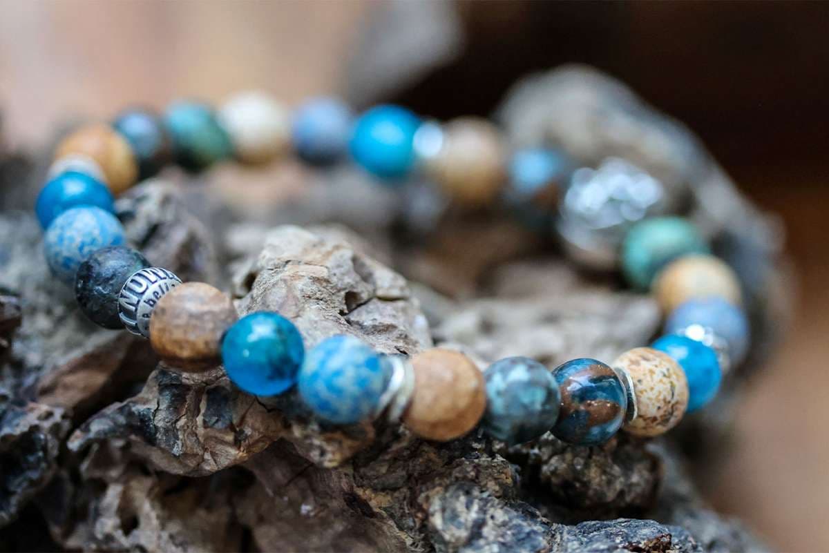 Strahlende Edelsteinarmbänder für besondere Augenblicke