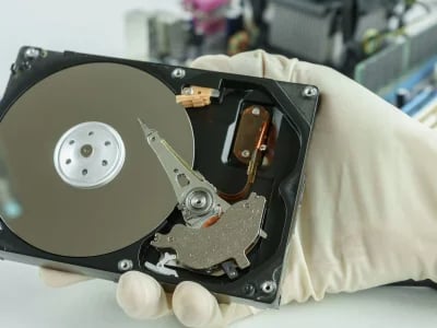 Datenrettung bei schwerwiegenden Festplattenfehlern: Was Sie erwarten können