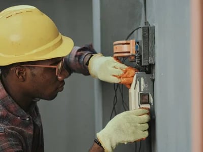Warum eine professionelle Prüfung elektrischer Anlagen entscheidend ist