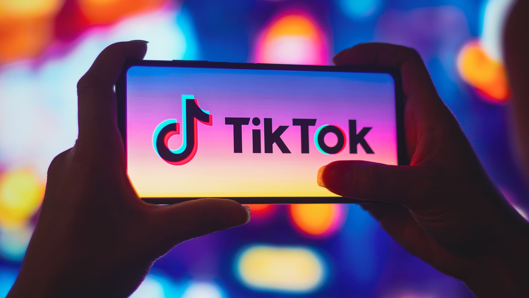 So funktioniert es: TikTok Follower kaufen bei FollowersHive