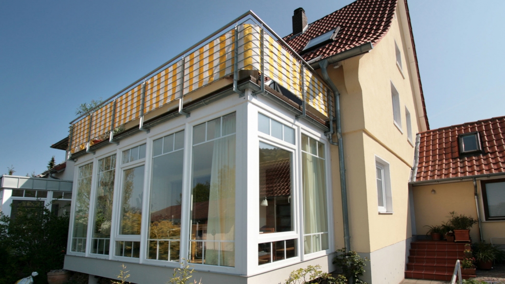 Pflege und Reinigung einer Terrassenüberdachung Alu leicht gemacht