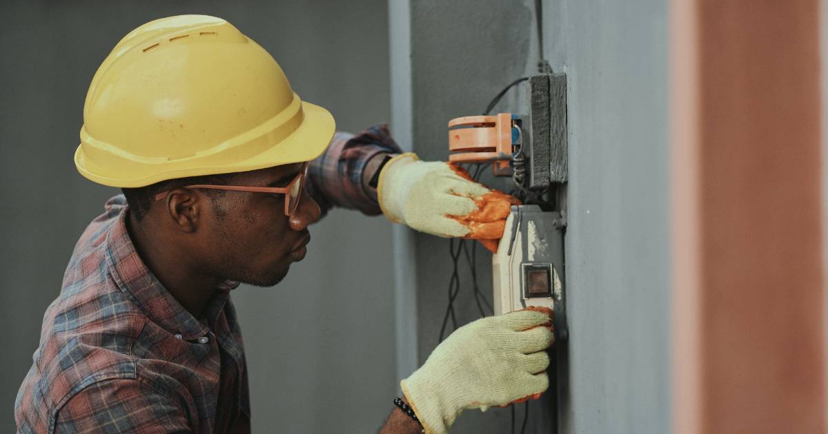 Warum eine professionelle Prüfung elektrischer Anlagen entscheidend ist